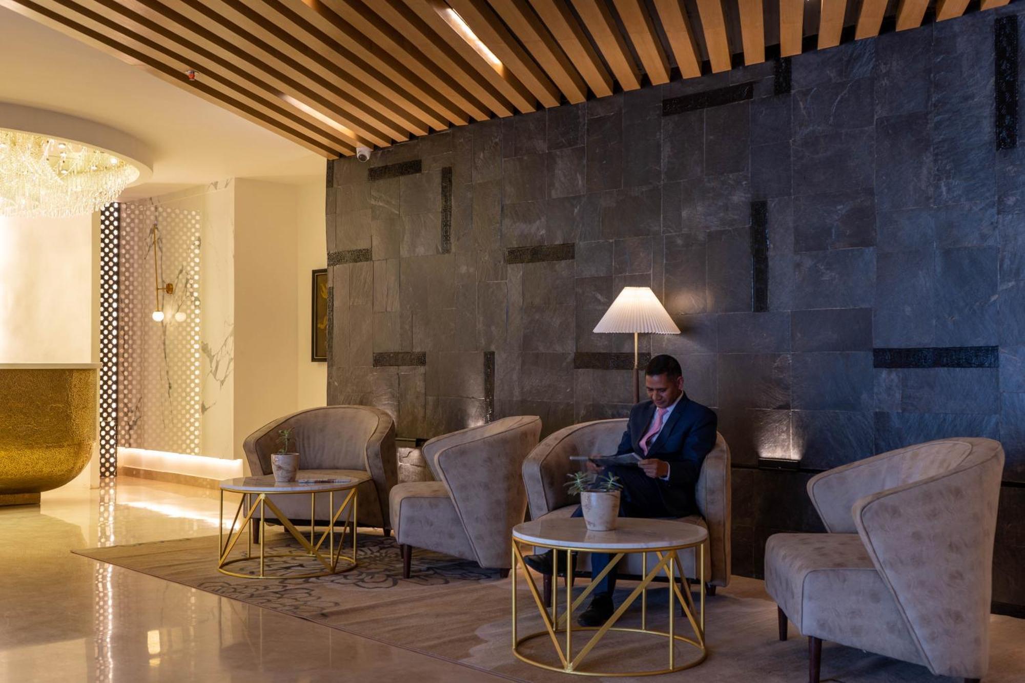 Square Hotel Kathmandu Exterior photo